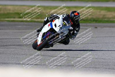 media/Jan-21-2023-Fastrack Riders (Sat) [[fcf3f88a30]]/Level 3/Session 4 Turn 6-Mountian Shot/